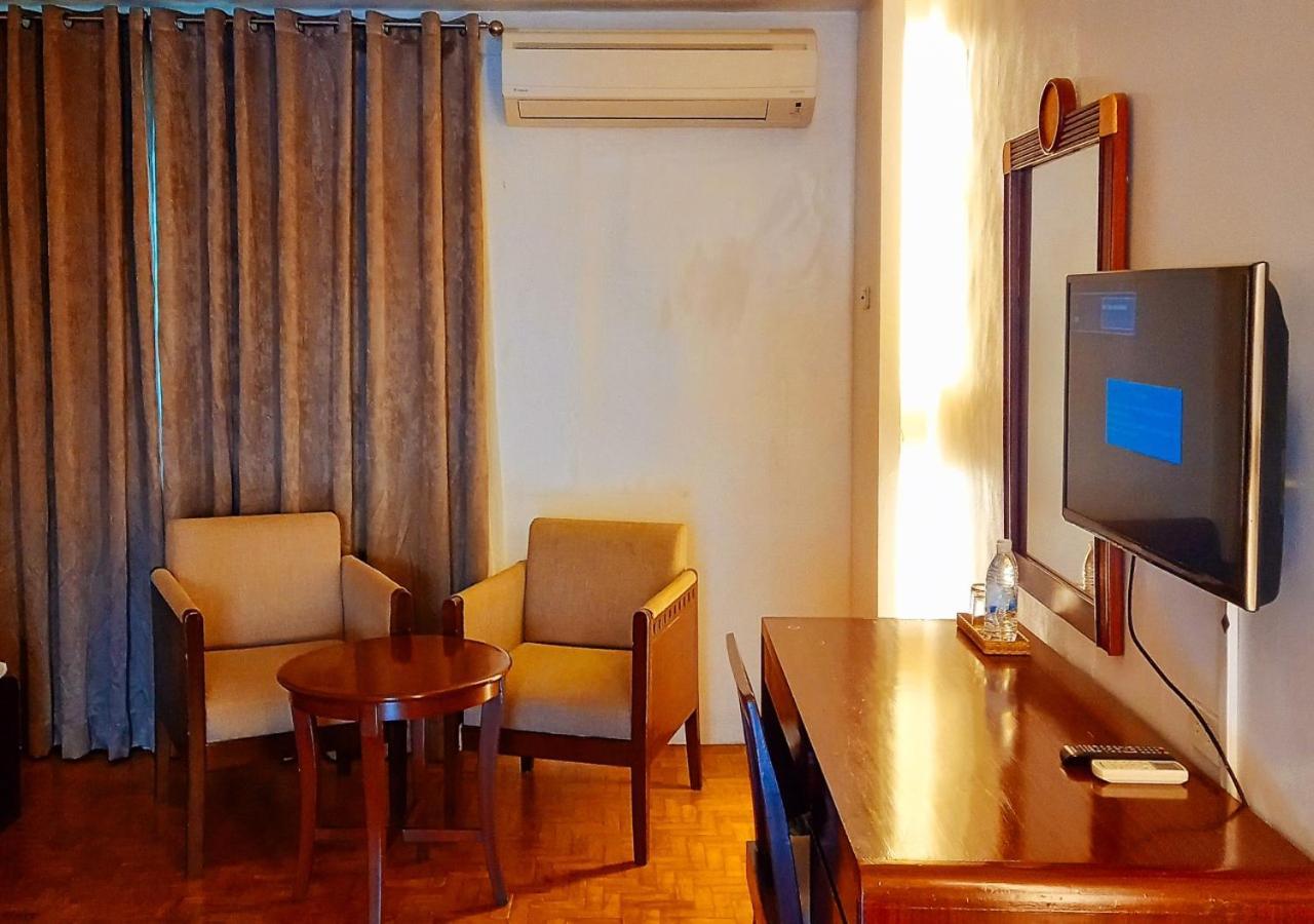 Reddoorz Plus Near Mango Avenue Cebu Стая снимка