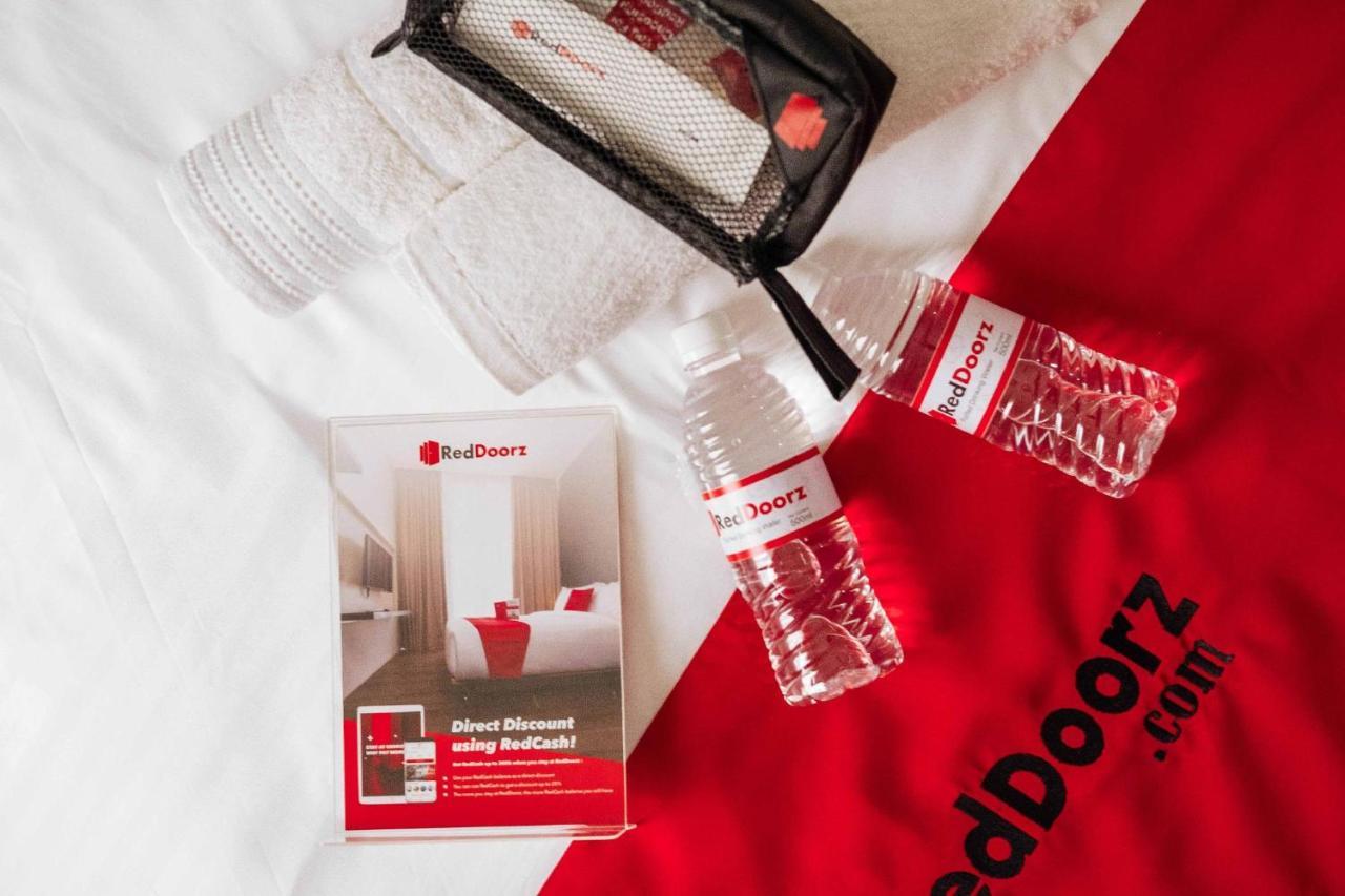 Reddoorz Plus Near Mango Avenue Cebu Екстериор снимка