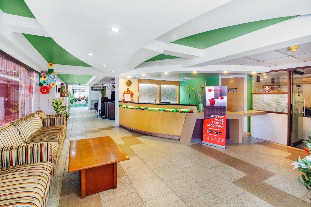 Reddoorz Plus Near Mango Avenue Cebu Екстериор снимка